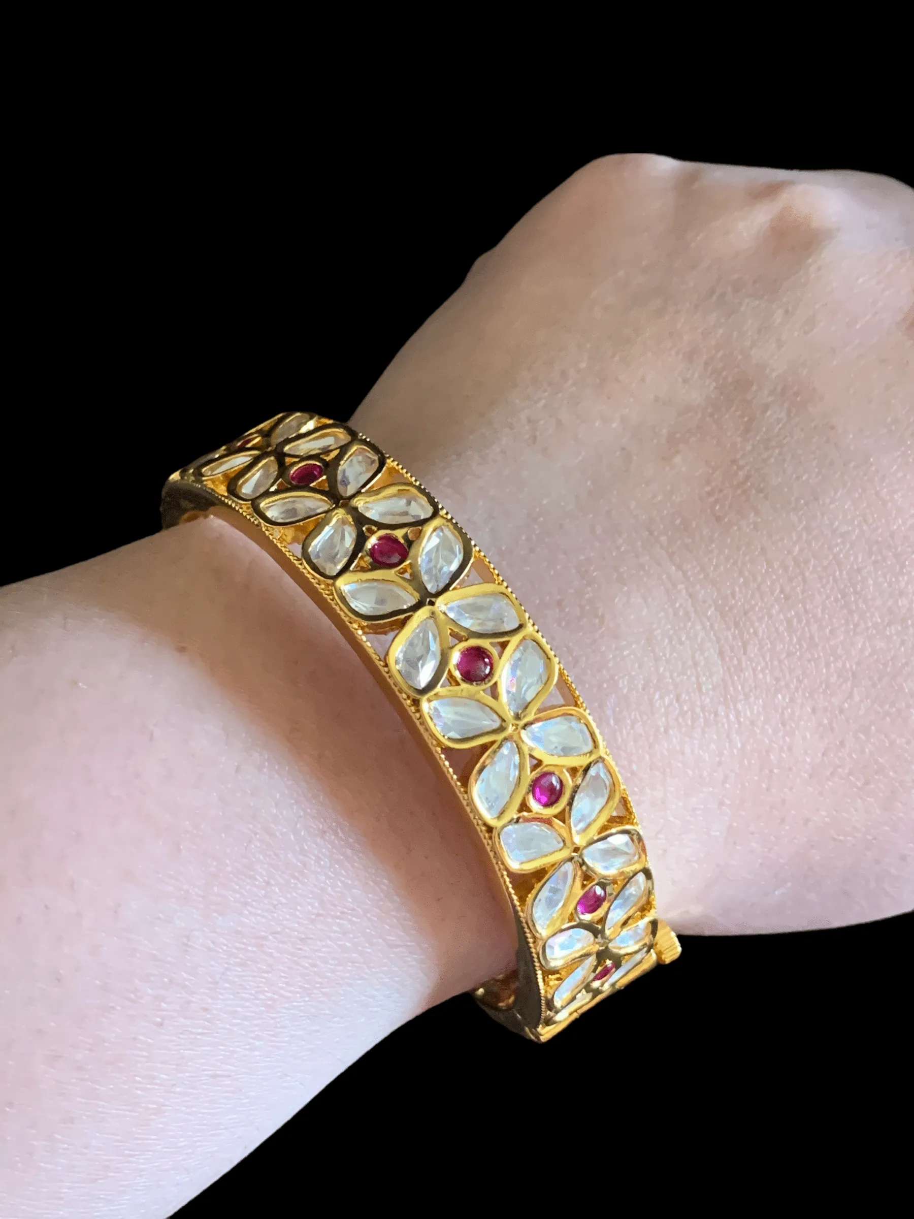 B84  Roohi polki bangles - 1 pair ( READY TO SHIP )