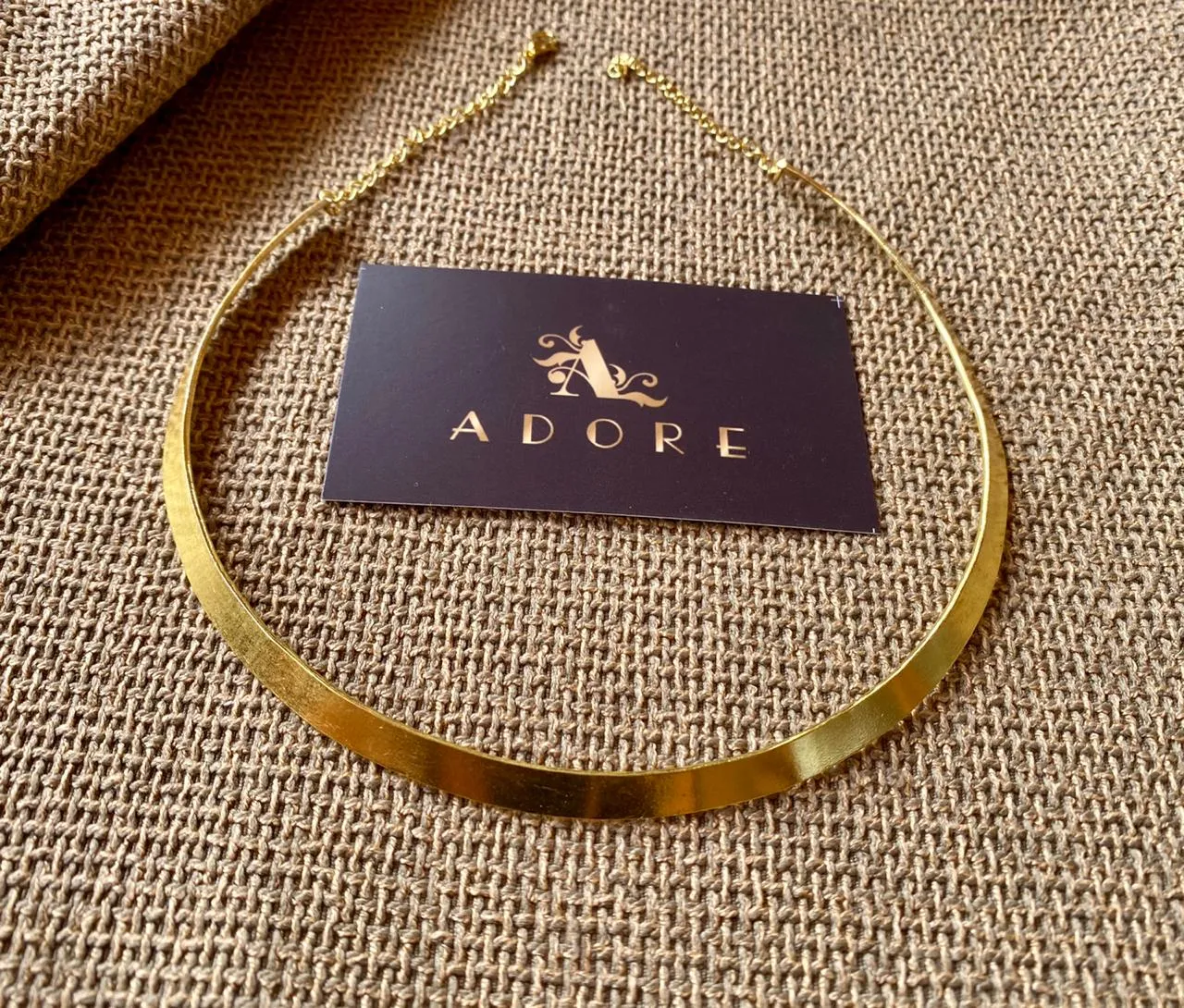 Contemporary Neck Cuffs (Gold)