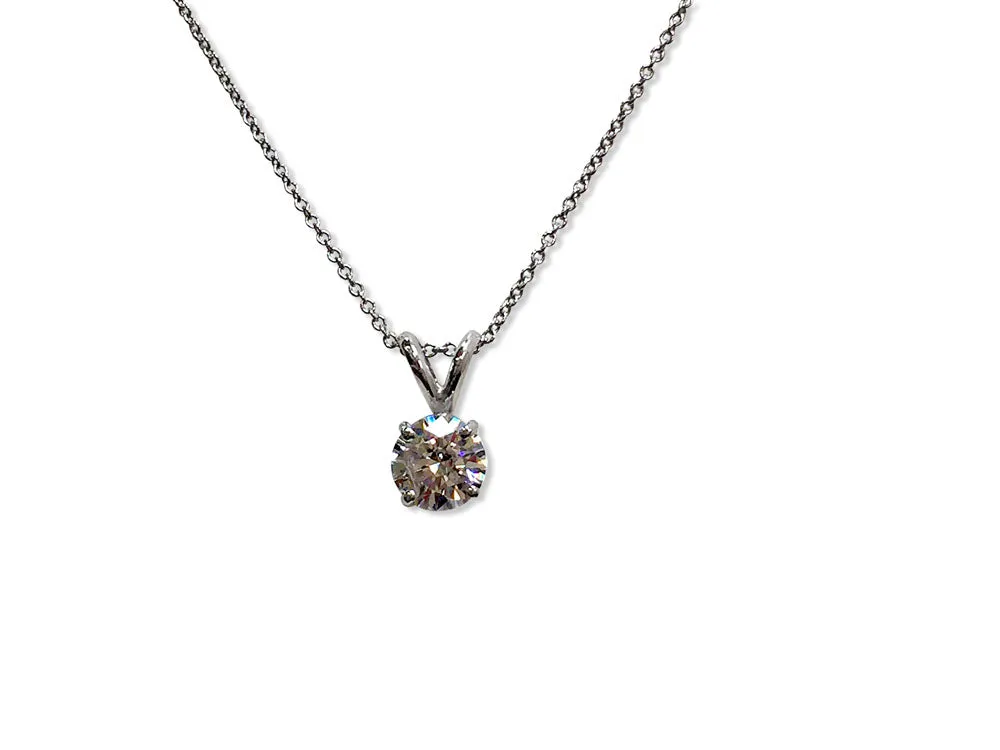 Cubic Zirconia Cz 1.5 Ct Round Pendant Pendant