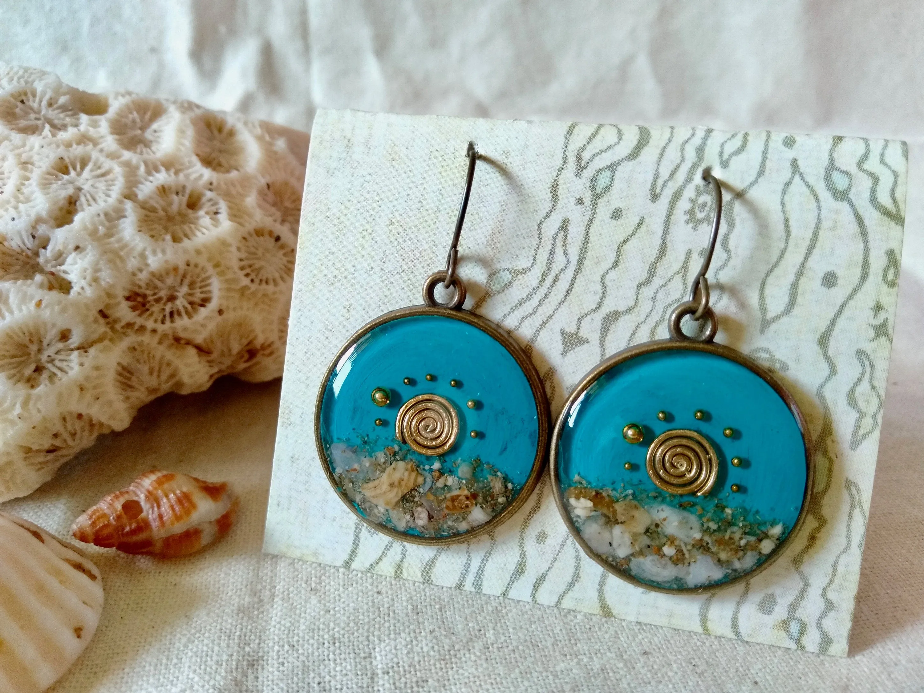 Darwin beach sunrise earrings