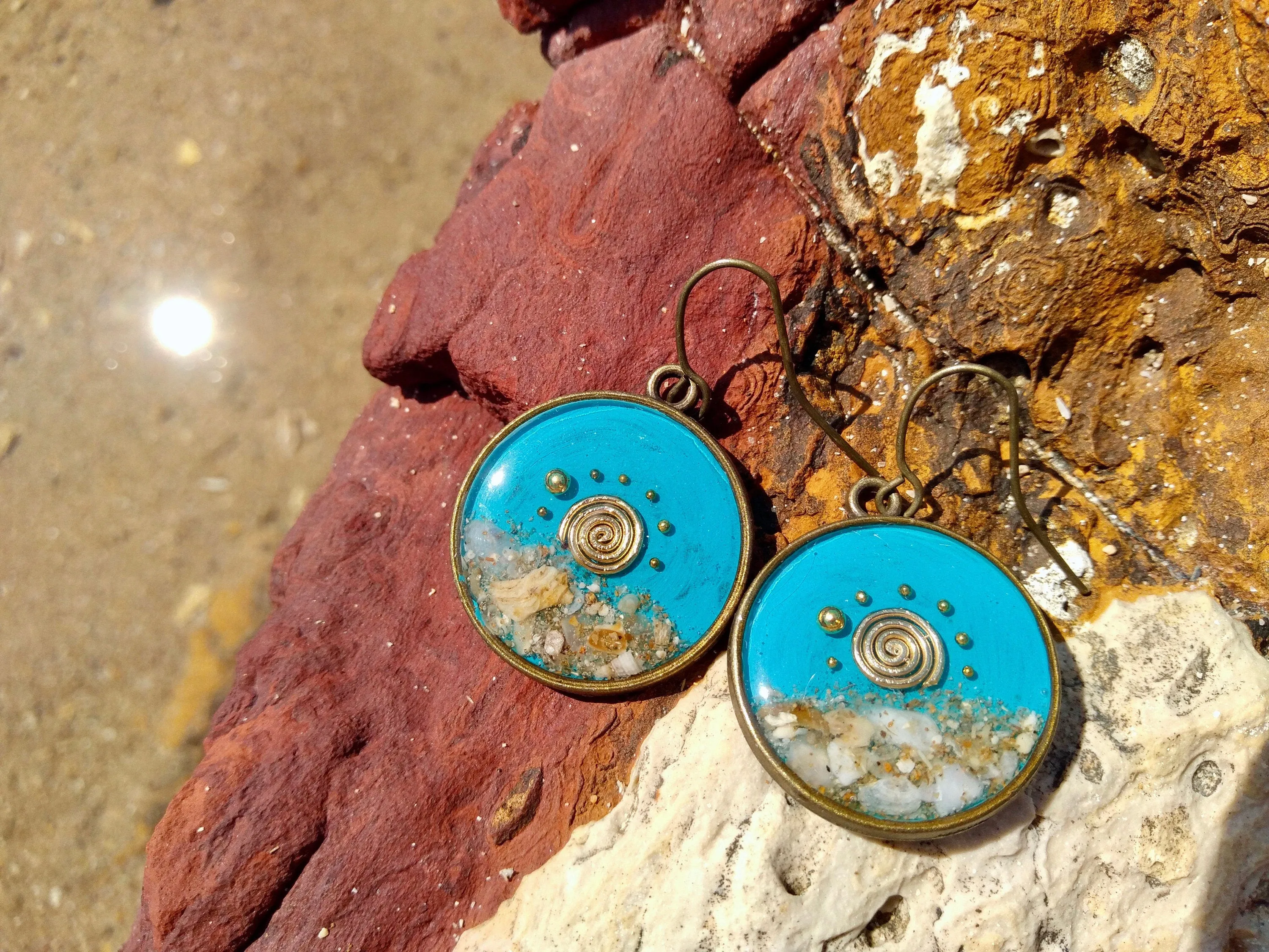 Darwin beach sunrise earrings