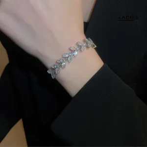 ELEGANT CRYSTAL LEAF BRACELET 58