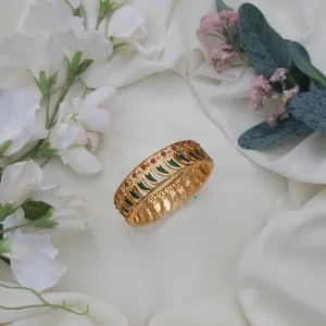 Graceful kerala Palakka Design Bangle