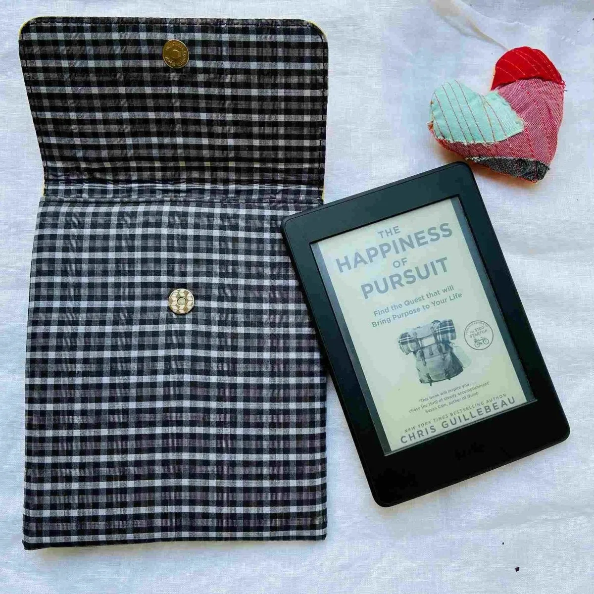 Unique Kindle Sleeves - Checkers and Chains